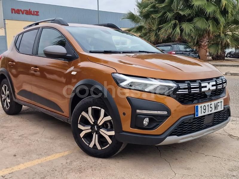 Naranja Usado 2023 Dacia Sandero Expression Berlina | 13.500 € (Super precio) - Imagen 1/4