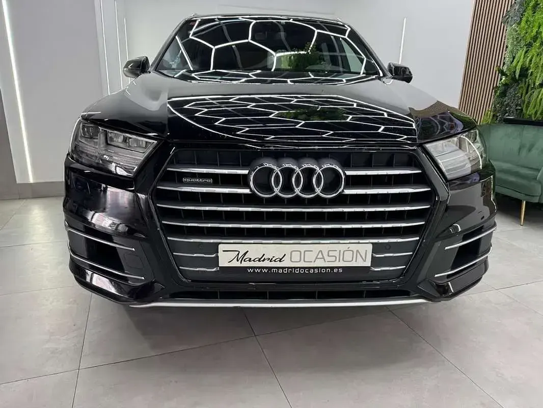Usado Audi Q7 Sport 230 CV (169 kW) 2018 Negro SUV