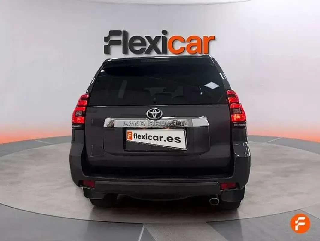 Usado Toyota Land Cruiser Limited 204 CV (150 kW) 2022 Gris SUV