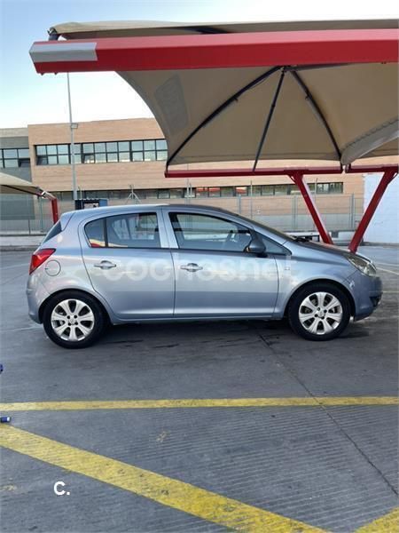 Usado Opel Corsa Cosmo 90 CV (66 kW) 2008 Azul Berlina