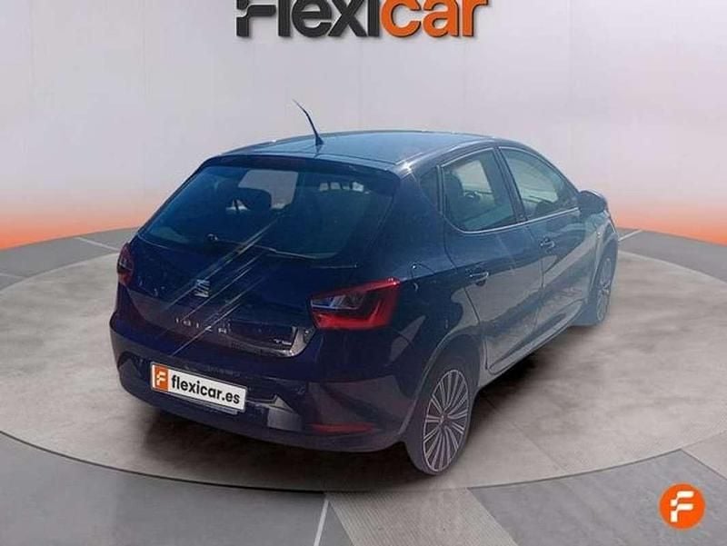 Usado Seat Ibiza Reference 90 CV (66 kW) 2017 Azul Utilitario