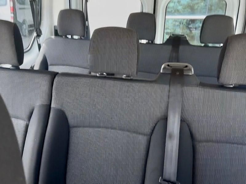 Usado Renault Trafic 150 CV (110 kW) 2025 Blanco Monovolumen