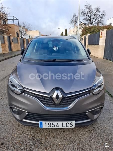 Usado Renault Grand Scénic IV Zen 160 CV (117 kW) 2019 Gris / plata Monovolumen