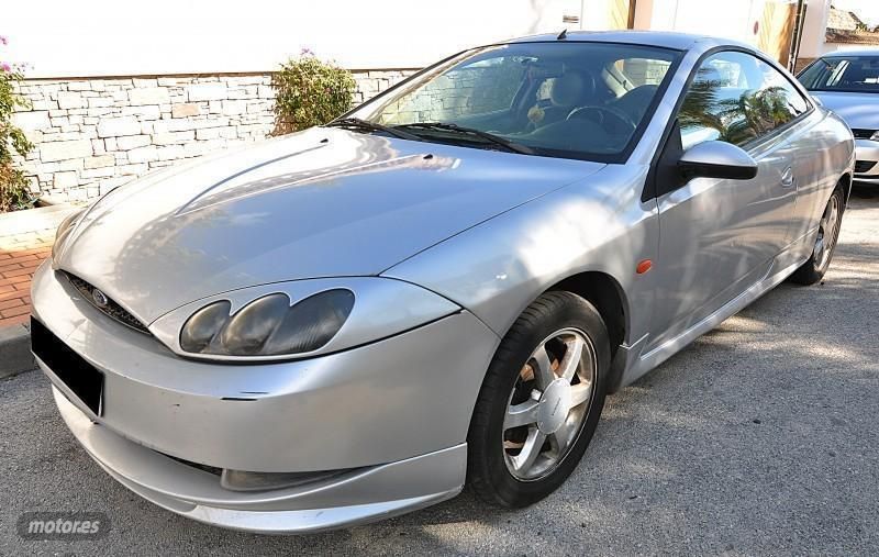 Ford cougar 2000