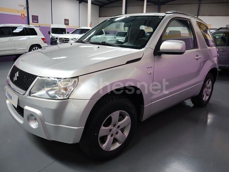 Usado Suzuki Grand Vitara 129 CV (94 kW) 2007 Plateado SUV