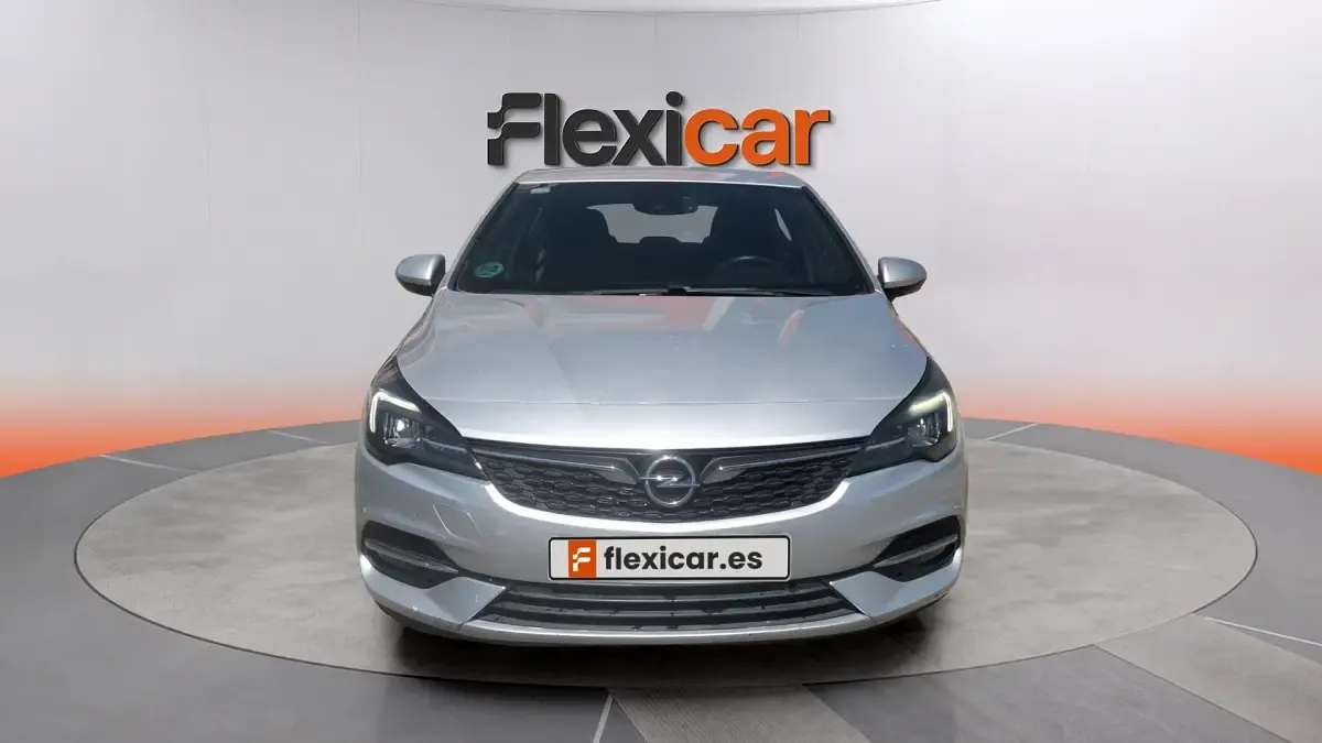 Usado Opel Astra Business Elegance 131 CV (96 kW) 2020 Gris Berlina