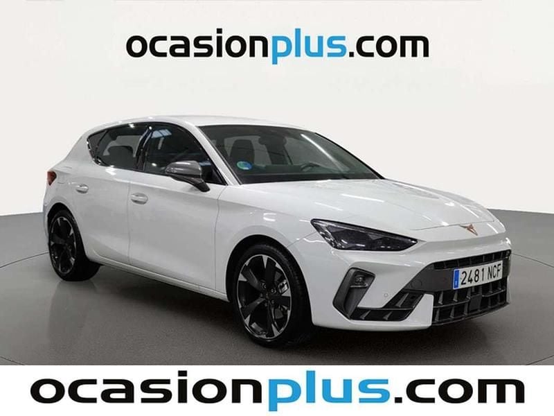 Usado Cupra Leon 150 CV (110 kW) 2025 Blanco Utilitario