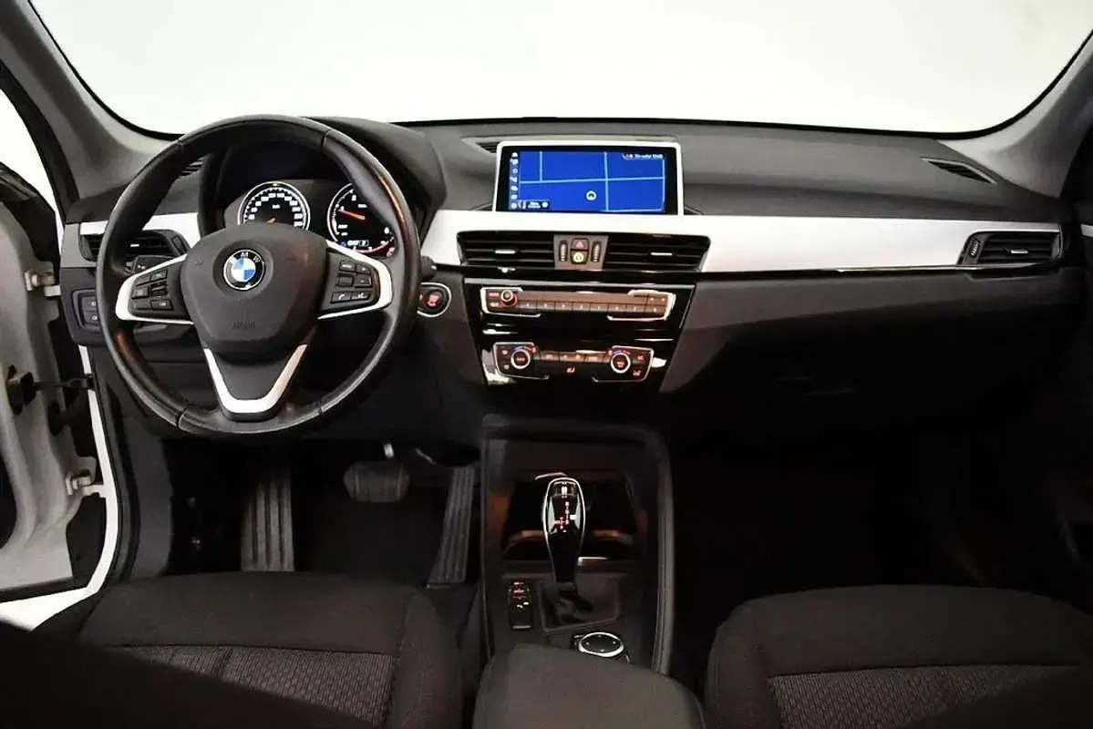 Usado BMW X1 Comfort Edition 150 CV (110 kW) 2022 Blanco SUV