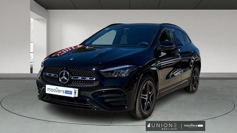 Usado Mercedes GLA250 218 CV (160 kW) 2025 Negro SUV