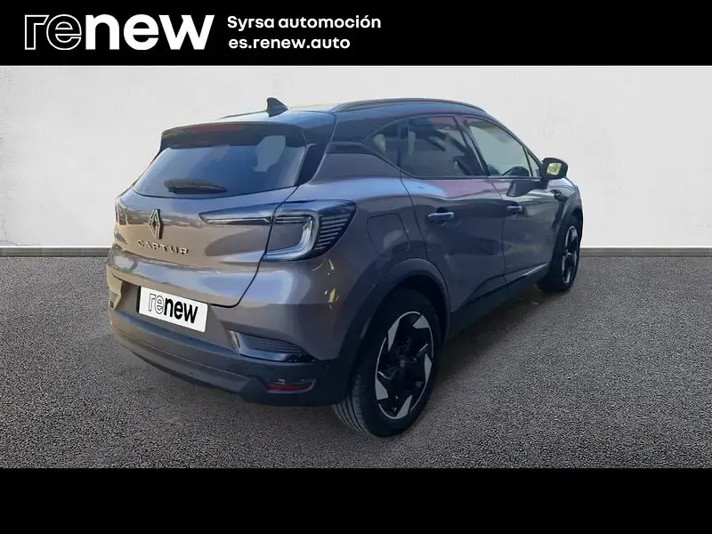 Usado Renault Captur Techno 100 CV (73 kW) 2025 Gris SUV