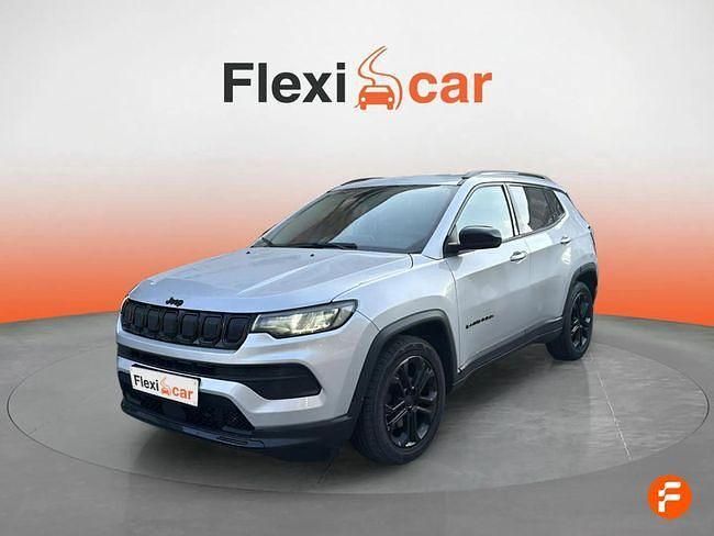 Usado Jeep Compass Night Eagle 130 CV (95 kW) 2022 Gris SUV