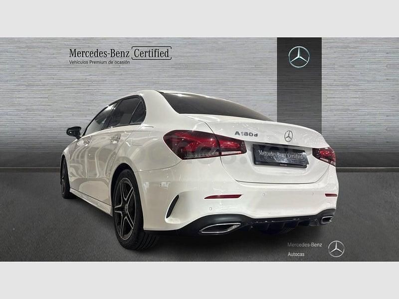 Usado Mercedes A180 116 CV (85 kW) 2019 Blanco Berlina