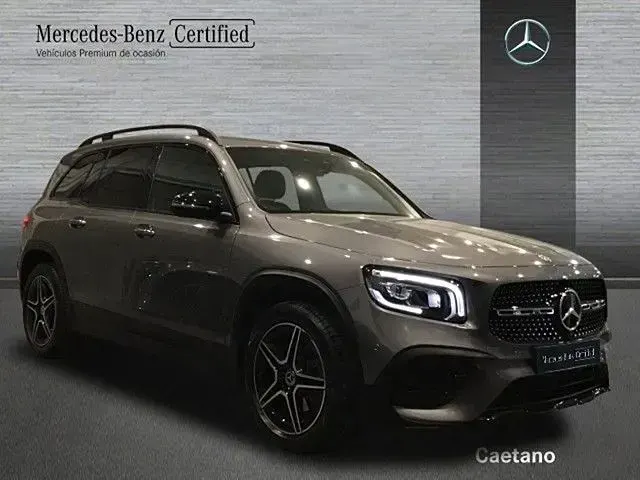 Usado Mercedes GLB200 150 CV (110 kW) 2023 Gris montaña SUV