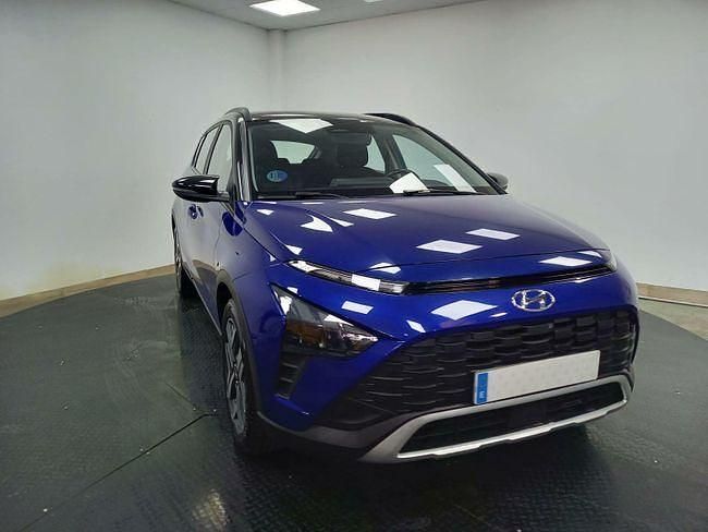 Usado Hyundai Bayon Intro Edition 102 CV (75 kW) 2022 Azul SUV