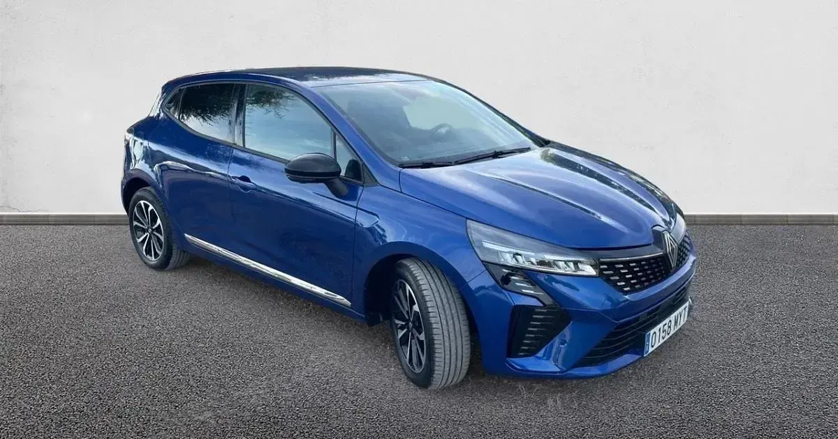 Usado Renault Clio Techno 100 CV (73 kW) 2025 Utilitario