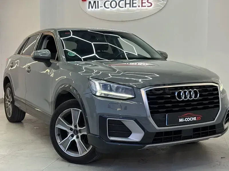 Usado Audi Q2 Sport 150 CV (110 kW) 2017 Gris / plata SUV