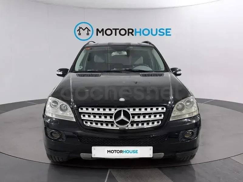 Usado Mercedes ML320 224 CV (164 kW) 2006 Negro SUV