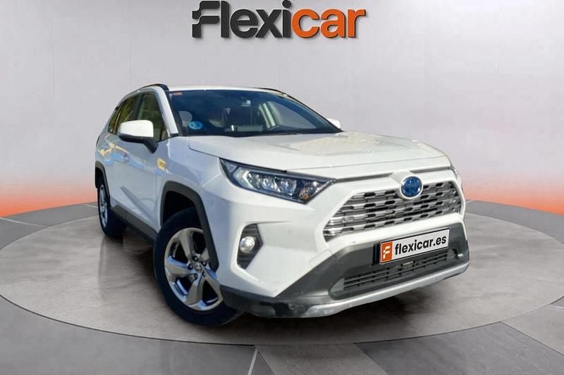 Blanco Usado 2021 Toyota RAV4 Hybrid Advance SUV | 27.990 € (Buen precio) - Imagen 1/4