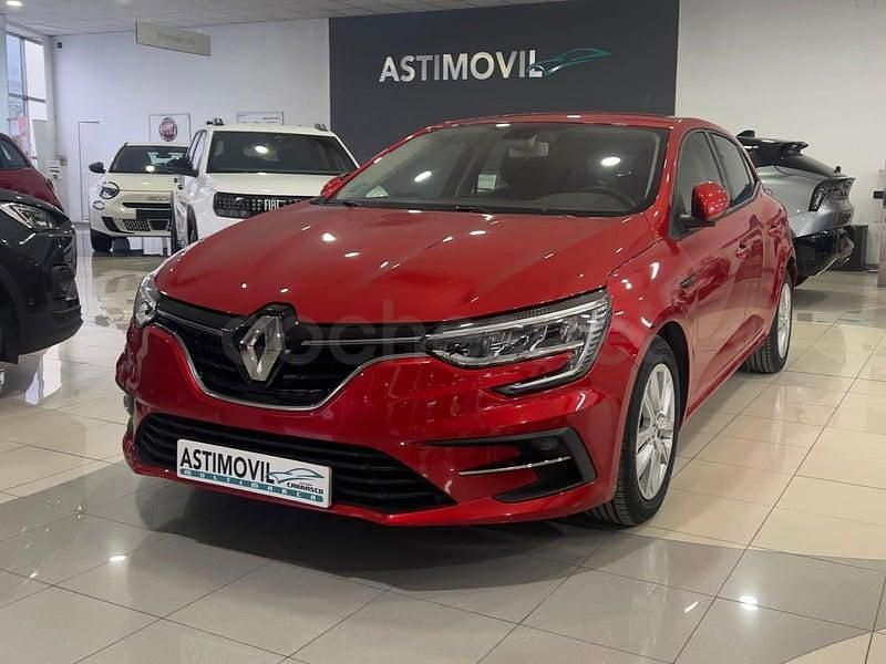 Usado Renault Mégane IV Business 115 CV (84 kW) 2021 Granate Berlina