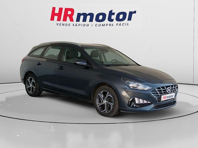 Azul Usado 2021 Hyundai i30 Familiar | 14.890 € (Un poco caro) - Imagen 1/4