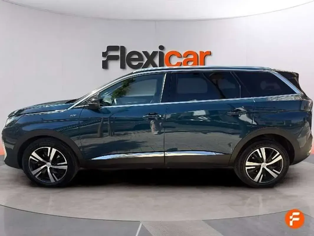 Usado Peugeot 5008 GT 131 CV (96 kW) 2022 Azul SUV