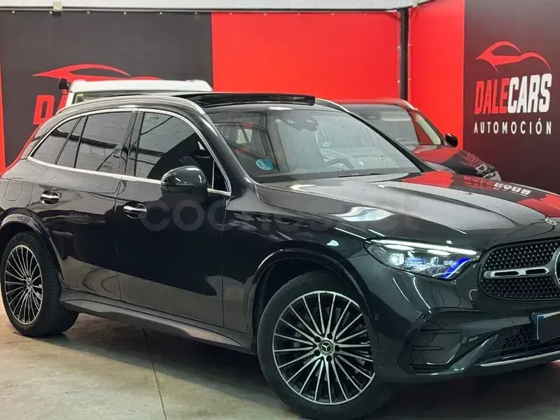 Usado Mercedes GLC300 269 CV (197 kW) 2024 Gris / plata SUV
