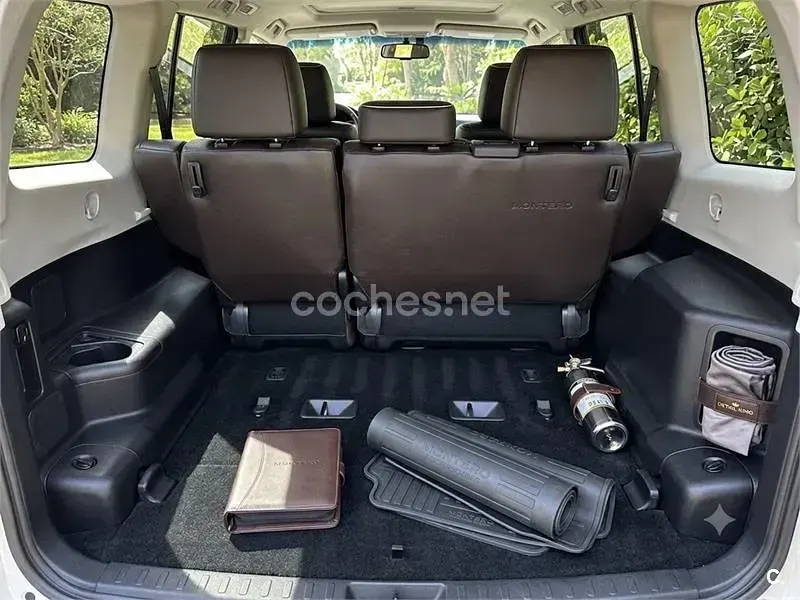 Usado Mitsubishi Montero 200 CV (147 kW) 2016 Gris / plata SUV