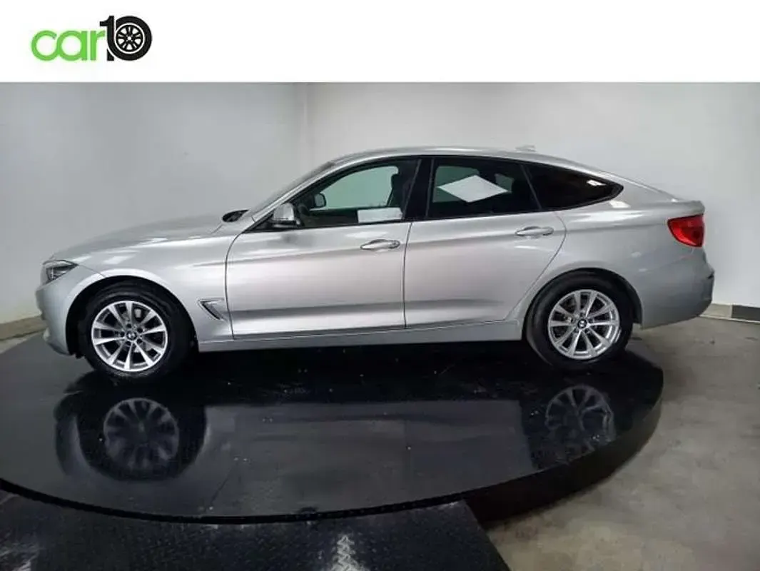 Usado BMW 318 136 CV (100 kW) 2017 Gris Berlina