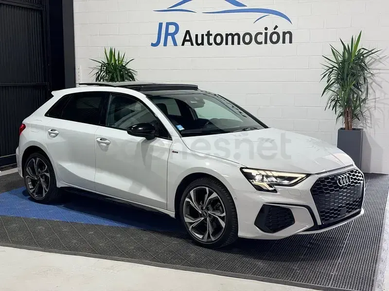 Usado Audi A3 S-Line 150 CV (110 kW) 2022 Blanco Berlina