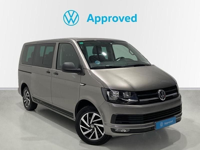 Beige Usado 2020 VW Multivan Monovolumen | 43.900 € (Un poco caro) - Imagen 1/4