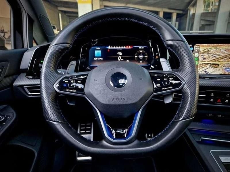 Usado VW Golf VIII R 320 CV (235 kW) 2022 Negro Berlina