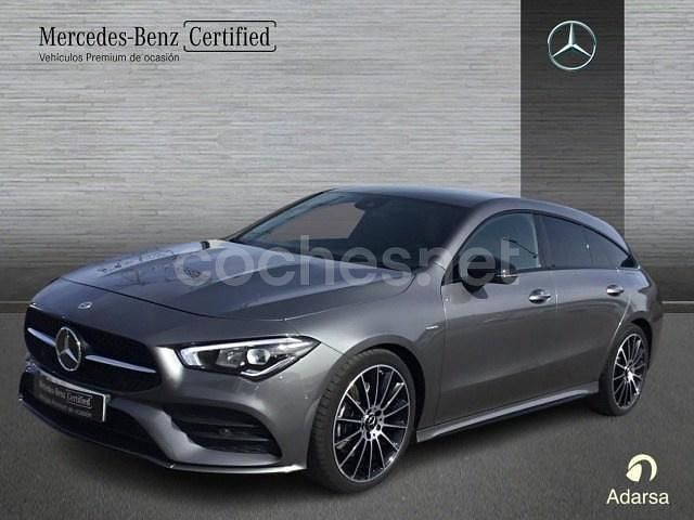 Negro Usado 2022 Mercedes CLA200 Shooting Brake Familiar | 31.900 € (Precio justo) - Imagen 1/4