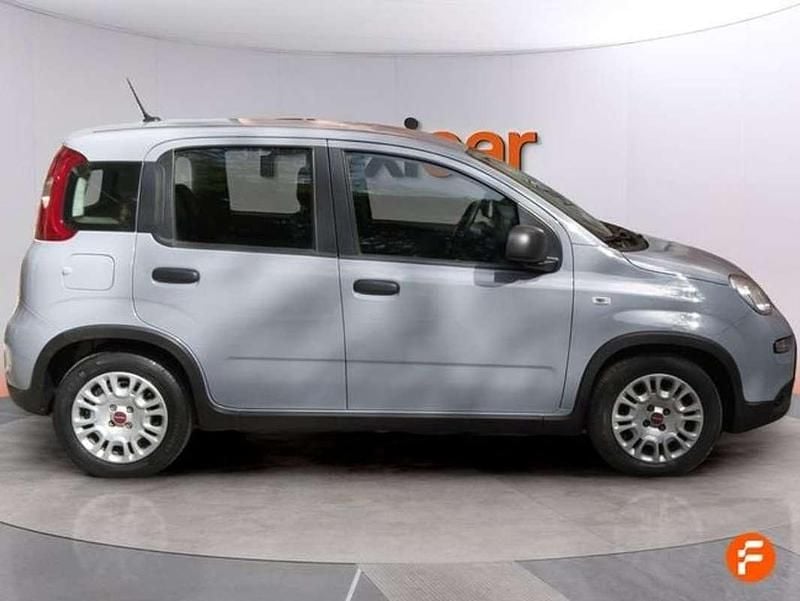Usado Fiat Panda 71 CV (52 kW) 2023 Gris Utilitario