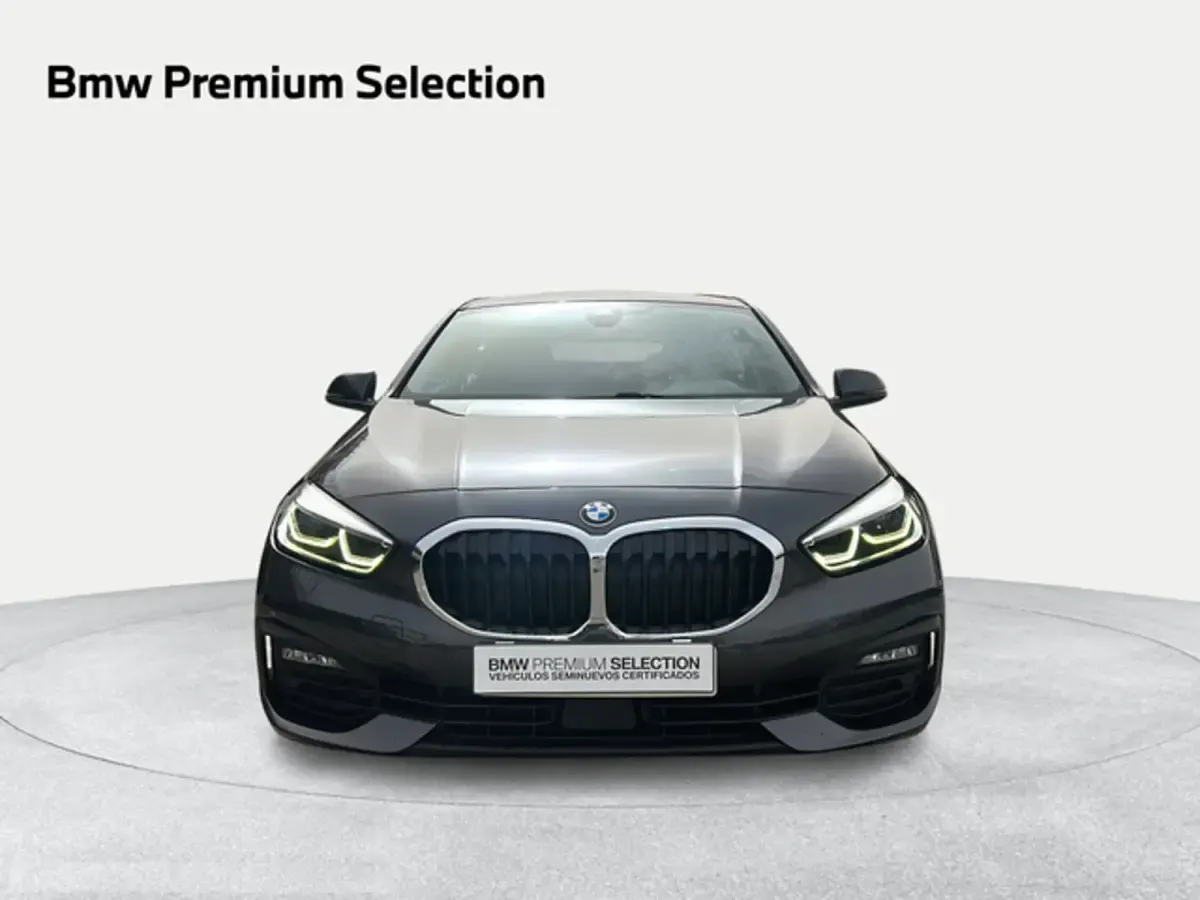 Usado BMW 118 Comfort Edition 150 CV (110 kW) 2022 Gris