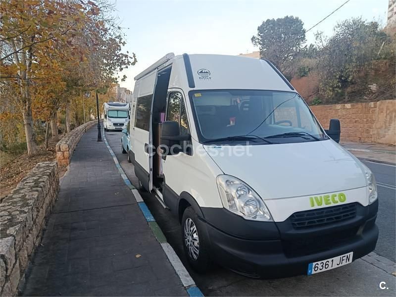 Usado Iveco Daily 146 CV (107 kW) 2012 Blanco Recogida