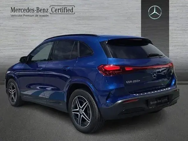 Usado Mercedes EQA250 139 kW (190 CV) 2025 Azul espectra SUV