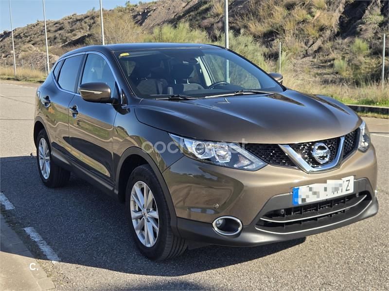 Usado Nissan Qashqai N-TEC 130 CV (95 kW) 2014 Marrón SUV