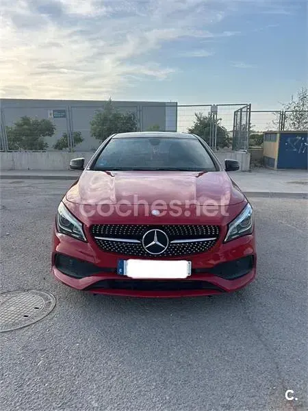 Usado Mercedes CLA200 AMG line 136 CV (100 kW) 2016 Rojo Coupe