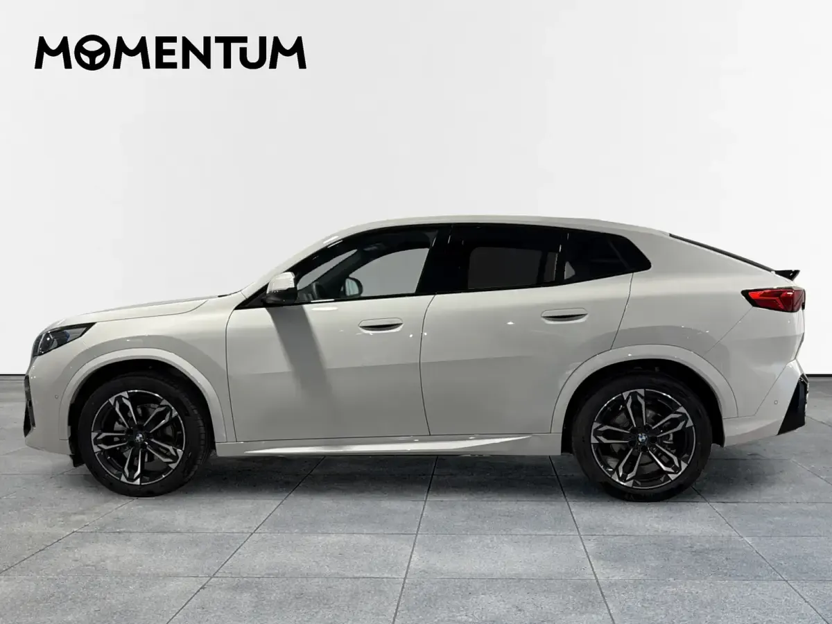 Usado BMW iX2 Comfort Edition 150 kW (204 CV) 2026 Blanco SUV