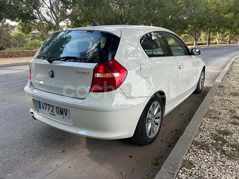 Usado BMW 120 170 CV (125 kW) 2009 Blanco Utilitario