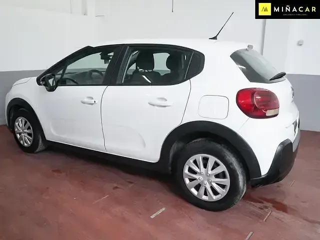 Usado Citroën C3 Feel 99 CV (72 kW) 2019 Blanco Utilitario