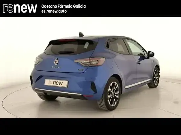Usado Renault Clio V Techno 143 CV (105 kW) 2025 Azul Berlina