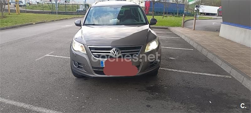 Usado VW Tiguan Advance 110 CV (80 kW) 2010 Gris / plata SUV