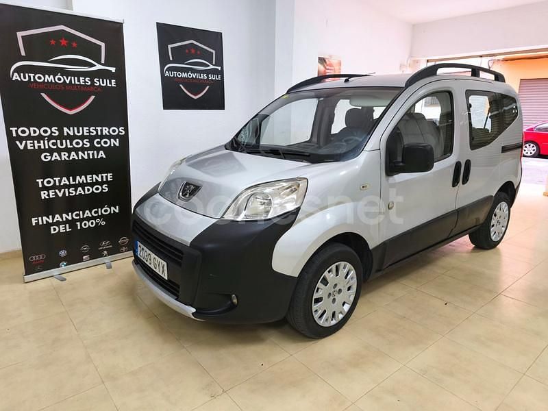 Gris / plata Usado 2010 Peugeot Bipper Monovolumen | 6990 € - Imagen 1/4