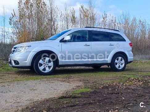 Usado Fiat Freemont Urban 170 CV (125 kW) 2011 Gris / plata SUV