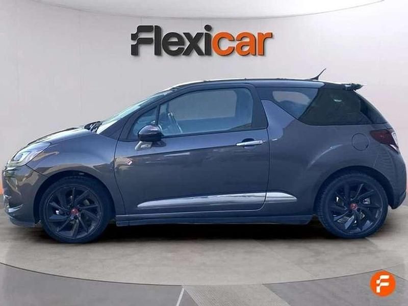 Usado DS Automobiles DS3 Crossback Performance 111 CV (81 kW) 2019 Gris SUV