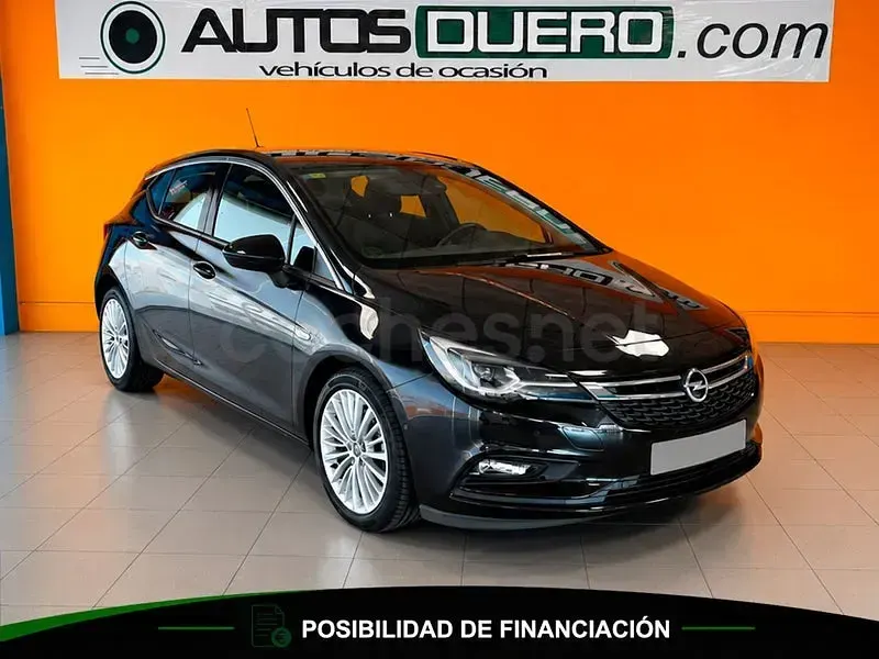 Usado Opel Astra Excellence 136 CV (100 kW) 2016 Negro Berlina