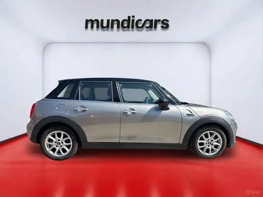 Usado Mini Cooper D 116 CV (85 kW) 2018 Gris Utilitario