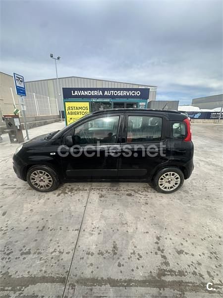 Usado Fiat Panda Lounge 69 CV (50 kW) 2014 Negro Utilitario