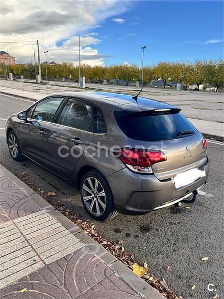 Usado Citroën C4 Feel 120 CV (88 kW) 2015 Gris / plata Berlina